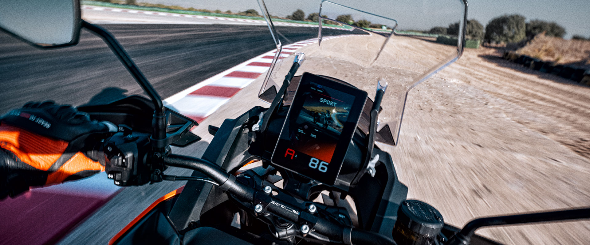 KTM 1390 SUPER ADVENTURE S EVO 2026 - Image 4