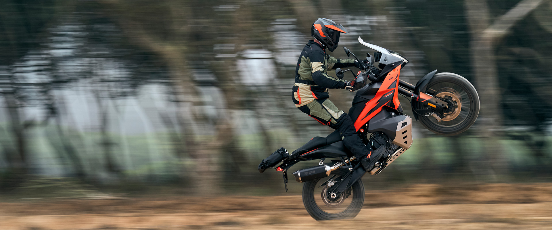 KTM 790 ADVENTURE 2026 - Image 2