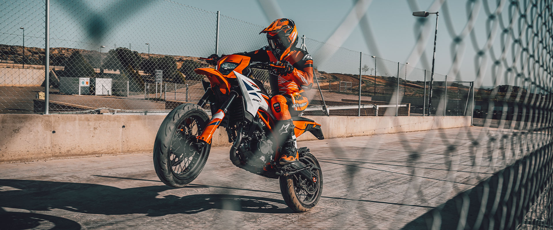 KTM 390 SMC R 2026 - Image 4